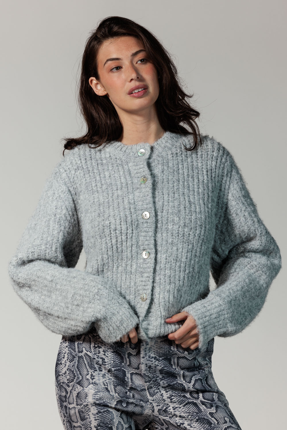 Cardigan Round Neck